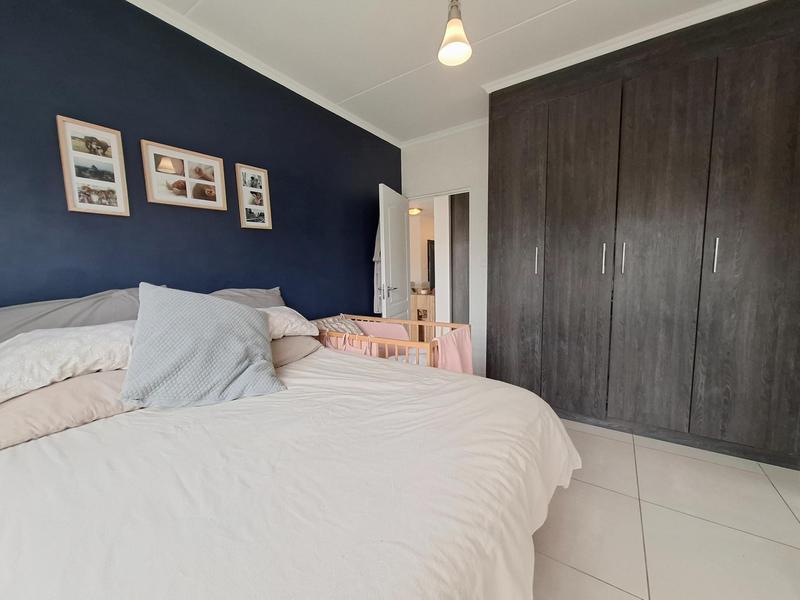 To Let 3 Bedroom Property for Rent in De Velde Western Cape